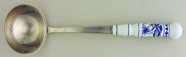 700 (Stainless) Large Solid Soup Ladle