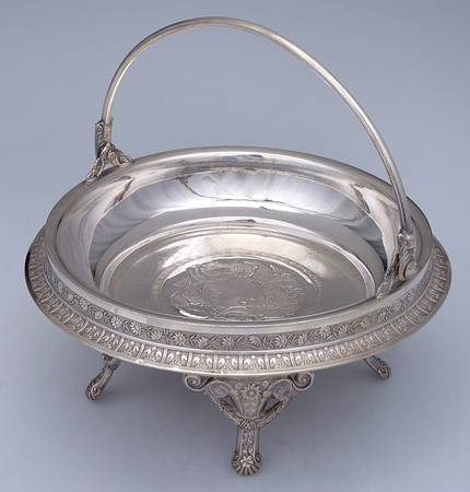 Silverplate Hollowware 8" Handled Basket