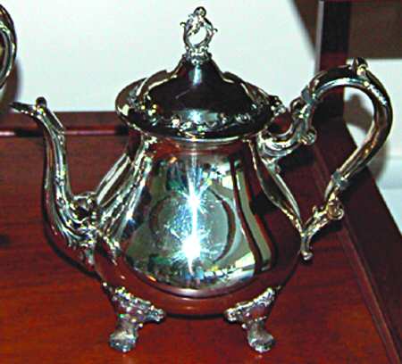 French Scroll (Silverplate, Hollowware) Teapot