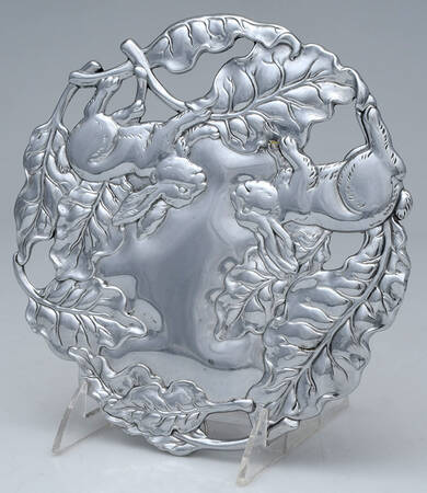 Bunnies (Aluminum, Hollowware) Trivet