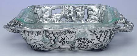 Grape (Aluminum, Hollowware) Square Casserole Holder with Pyrex Liner