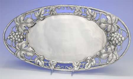 Grape (Aluminum, Hollowware) 22" Oval Tray