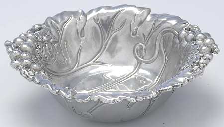 Grape (Aluminum, Hollowware) Nut Dish