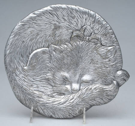 Pet (Metal, Hollowware) Cheese Plate