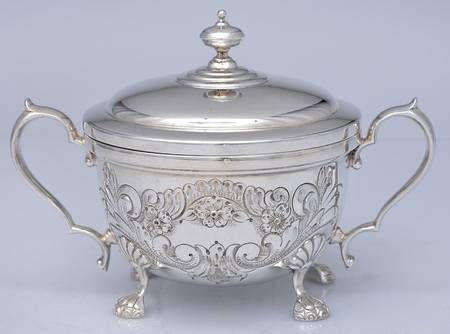 824 (Sterling, Hollowware) Sugar Bowl & Lid