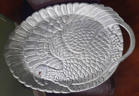 Farmyard (Aluminum, Hollowware) 26" Oval Serving Platter