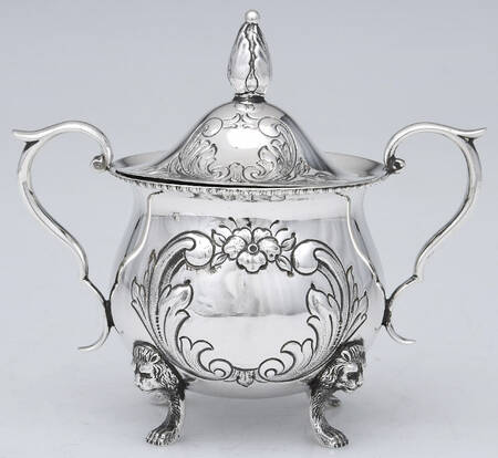 AMI1 (Sterling, Hollowware) Mini Sugar Bowl & Lid