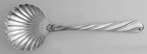 Torchon (Sterling) Solid Shell Berry/Casserole Spoon