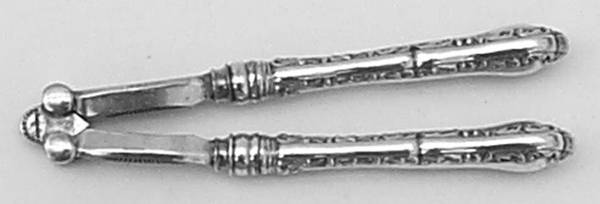 Louis XV (Sterling, 1914) Silverplate Grip Nut Cracker