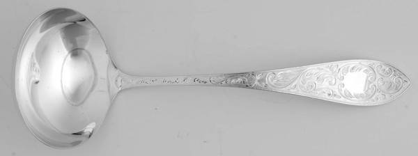 Tudor Scroll (Sterling, 1914, No Monograms) Solid Gravy Ladle