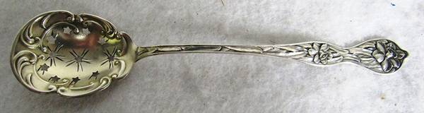 Daffodil (Sterling, 1900) Pierced Bowl Short Handle Olive Spoon