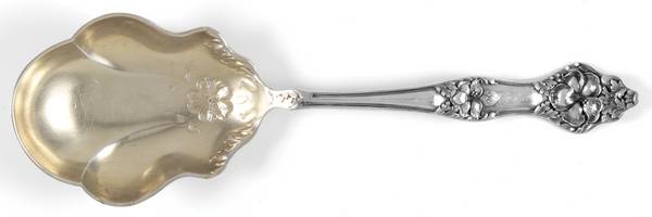 Landers No. 2 (Sterling, 1900, No Monograms) Small Solid Berry/Casserole Spoon
