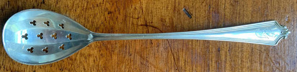 Van Buren (Sterling, 1916) Pierced Bowl Short Handle Olive Spoon