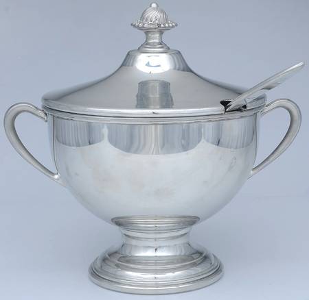 Colonial (Pewter, Hollowware) Tureen & Lid