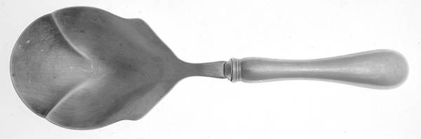 Old English (Silverplate, 1997) Casserole Spoon with Silverplate Shell Bowl
