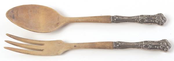 Queens (Sterling) Wooden Bowl 2-Piece Salad Set