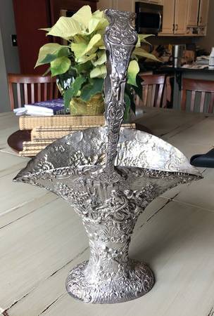 3787 (Silverplate, Hollowware) Basket