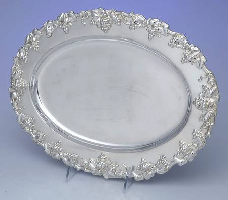 5610 (Silverplate, Hollowware) 13" Oval Serving Platter