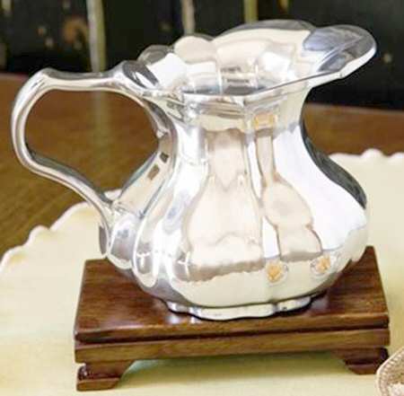Latur (Hollowware) 24 Oz Pitcher