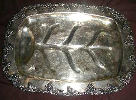 1814 (Silverplate, Hollowware) Medium Plated Meat Platter with Well