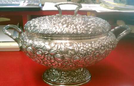 Repousse (Sterling, Hollowware) Tureen & Lid