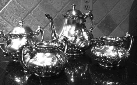 1013 (Silverplate, Hollowware) Creamer