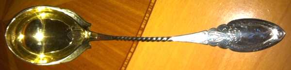 BEY11 (Sterling) Large Solid Berry/Casserole Spoon