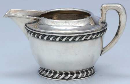 8312 (Silverplate, Hollowware) Creamer