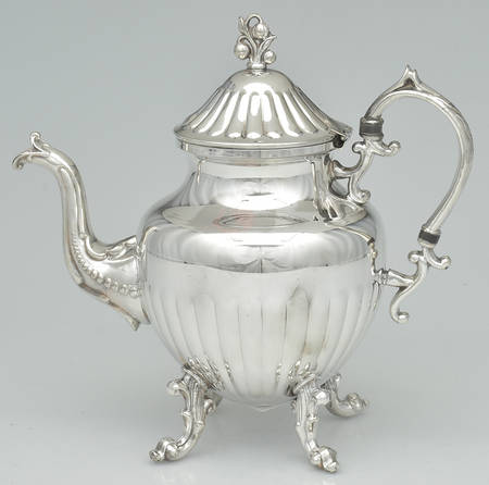 BIM24 (Silverplate, Hollowware) Teapot