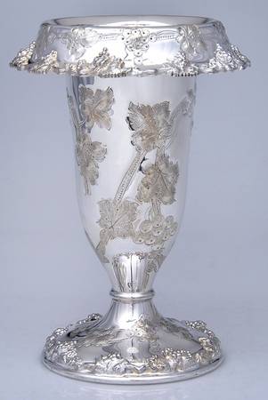5057 (Silverplate, Hollowware) 8" Vase