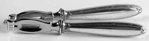 Rubans (Silverplate, 1926) Stainless Grip Nut Cracker