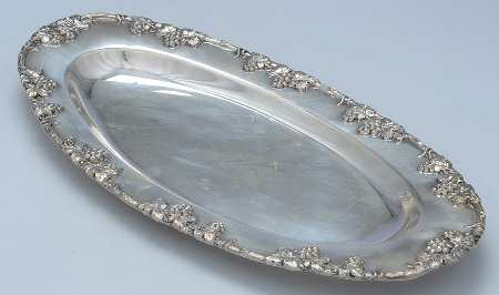 1089 (Silverplate, Hollowware) 13" Bread Tray