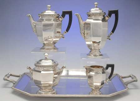 Colbert (Silverplate, Hollowware, Gadroon Design) 5-Piece Silverplate Tea Set (with Tray)