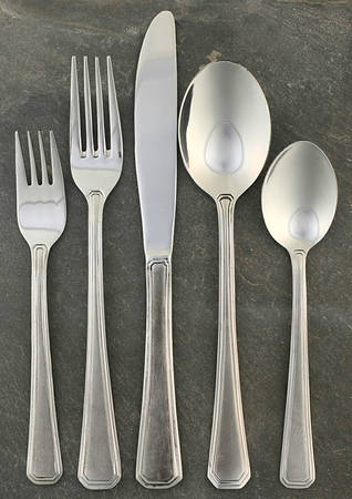 Dorsett (Stainless, Satin) 5 Piece Place Setting