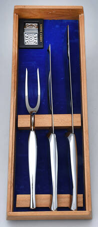 CVH11 (Stainless) (4 Pc) Carving Set & Used Wood Case