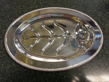 3357 (Silverplate, Hollowware) 16" Meat Platter with Well