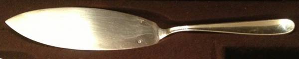 Dax (Silverplate) Large Solid Fish Serving Knife