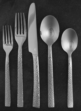 Nyoto Hammered (Stainless) 5 Piece Place Setting