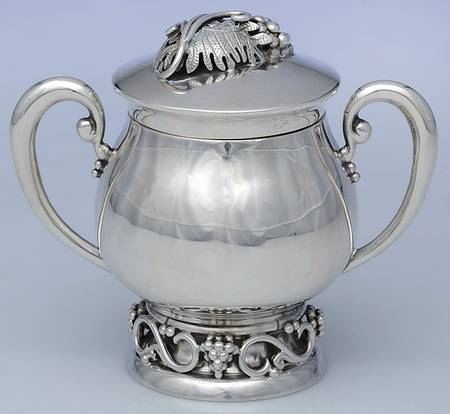 CM22 (Sterling, Hollowware) Sugar Bowl & Lid