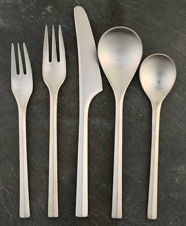 Parallel Diamond (Stainless) 5 Piece Place Setting