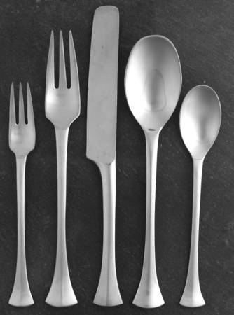 Thistle (Stainless) 40  Piece Estate Set