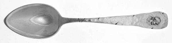 Medallion (Sterling, 1885) Spoon-Dessert/Oval Soup