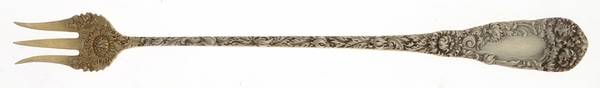 Chrysanthemum (Sterling, 1893) Long Handle Pickle/Olive Fork