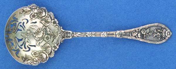 Dauphin (Sterling, 1897, No Monograms) Large Sugar Sifter