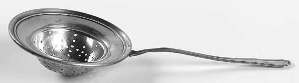 Fairfax (Sterling, 1910) Solid Individual Overcup Tea Strainer