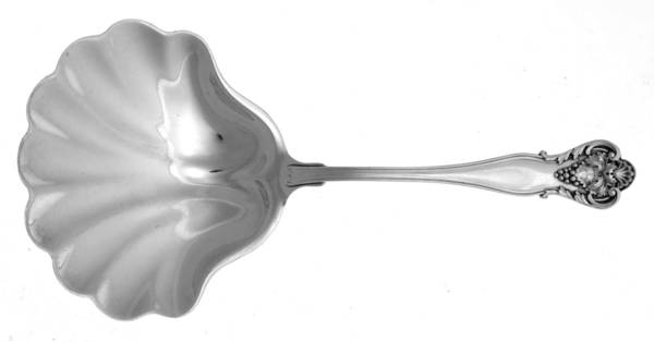 New Vintage (Sterling, 1904) Solid Bon Bon Spoon
