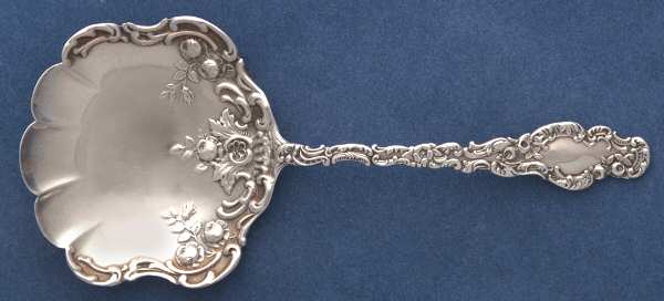 Watteau (Sterling, 1891) Solid Bon Bon Spoon