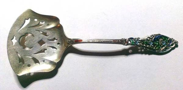 Trianon Pierced (Sterling, 1885) Solid Flat Sardine Server