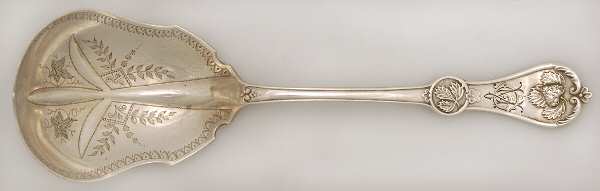 Strawberry (Sterling, 1874) Brightcut Solid Large Berry/Casserole Spoon