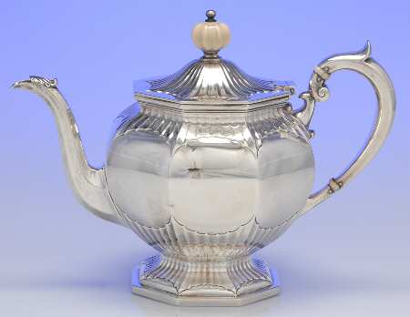 573 (Sterling, Hollowware) Teapot